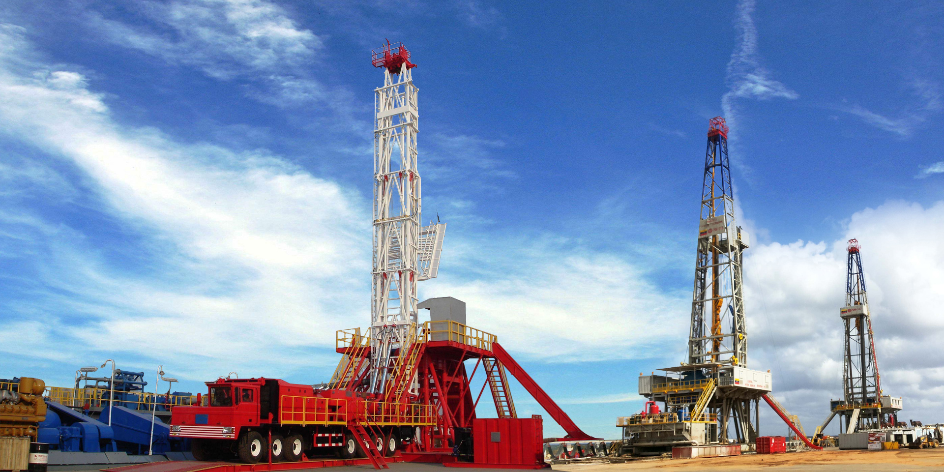 發(fā)揮特色優(yōu)勢，依靠創(chuàng)新求發(fā)展